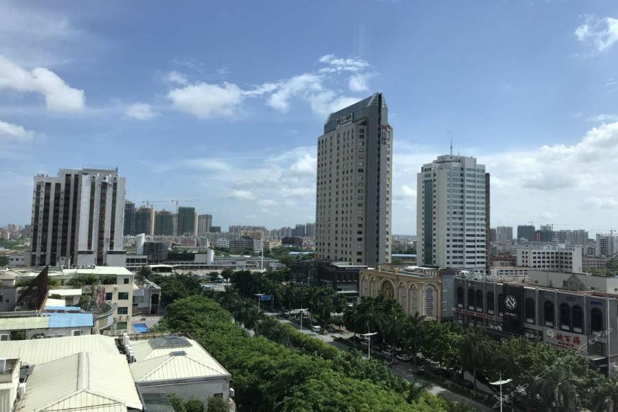 Atour Hotel Maoming Exteriör bild